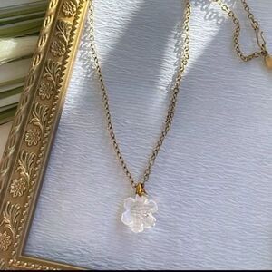 Sarah Coventry Vintage Gold Tone Snowflake Necklace